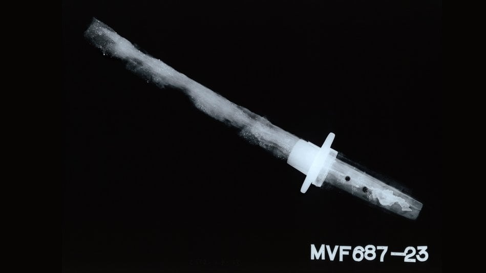 xray view of the sword with black background