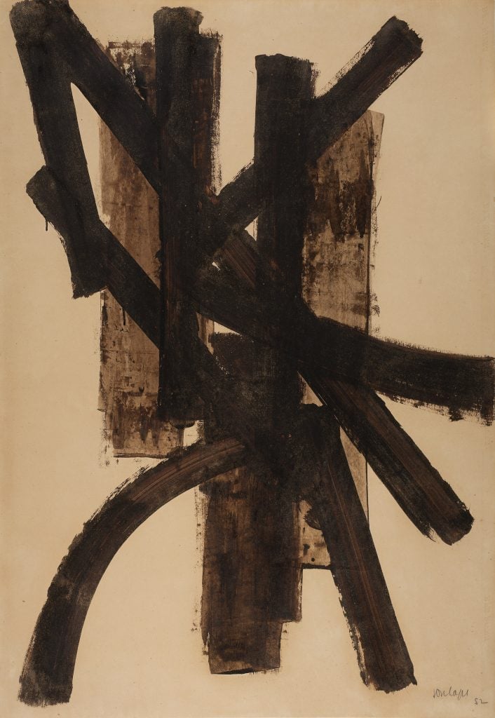 Black, broad brushstrokes on a beige canvas by French artist Pierre Soulages, featured at Galerie Pascal Lansberg.