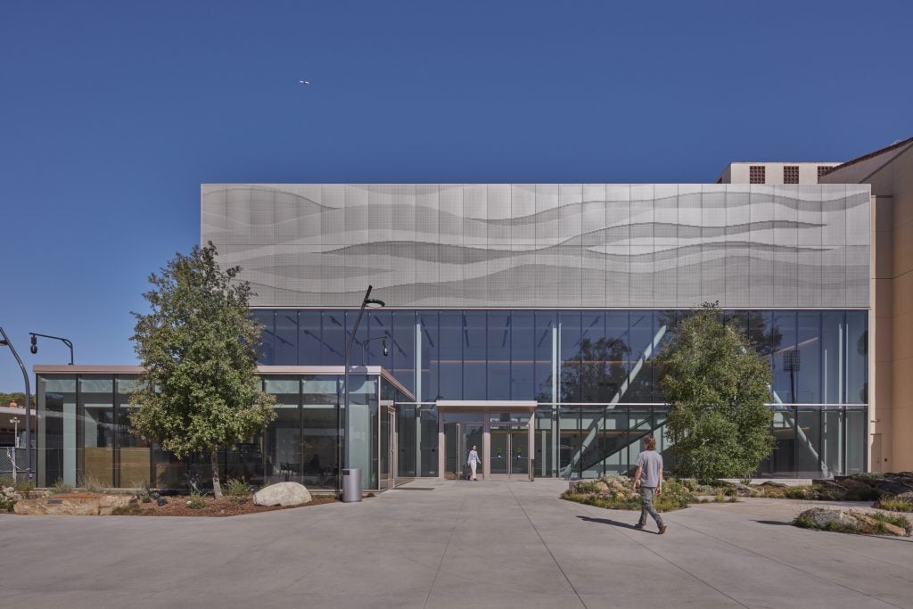 The steel, squarish facade of the new wing at the Los Angeles Natural History Musuem.