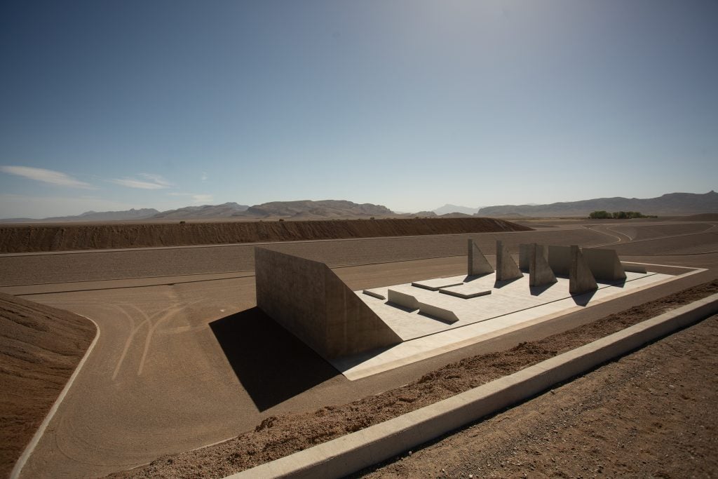 Michael Heizer's City