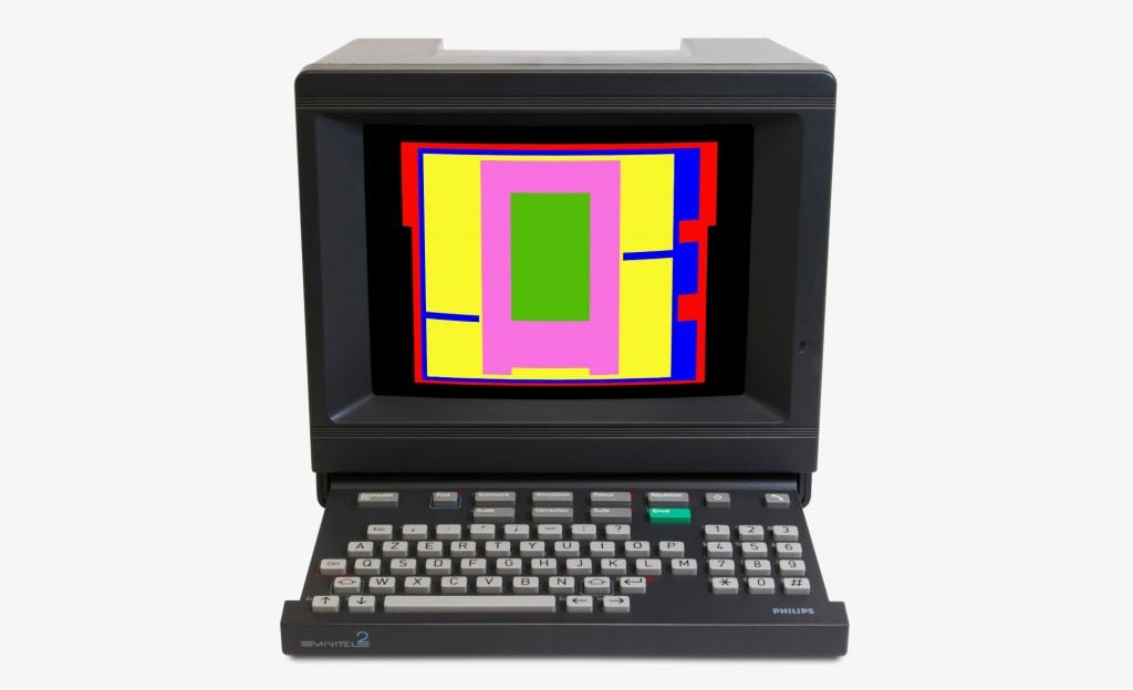 an old fashioned vintage terminal with a keyboard and on the boxy monitor is a screen showing an abstract composition of overlaid geometric shapes in different colours