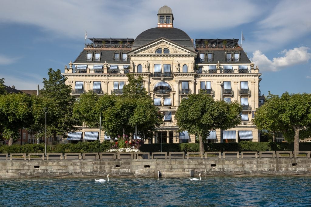 a luxury hotel is on the lakefront 